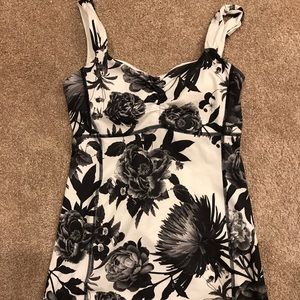 Lululemon tank size 6